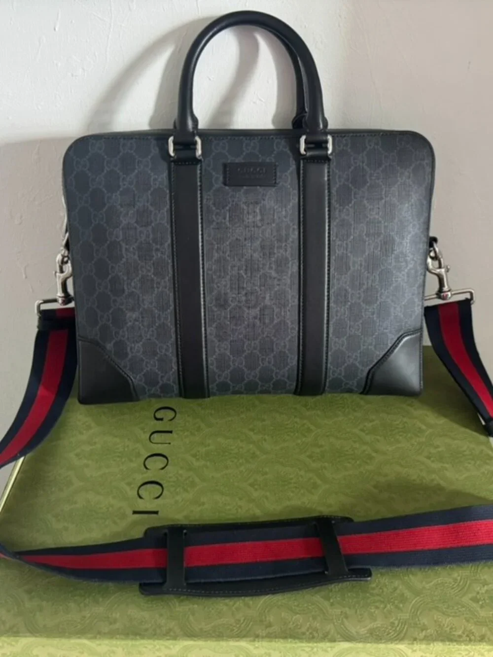 Gucci x Supreme GG Supreme Web Stripe Briefcase / Laptop Bag – Pristine